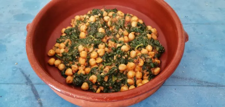 Delicious Spanish Vegan Tapas Recipes 3 plate of Garbanzos con Espinacas Recipe (Spinach and Chickpeas)