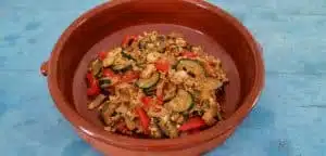 Uova strapazzate alla spagnola con gamberi