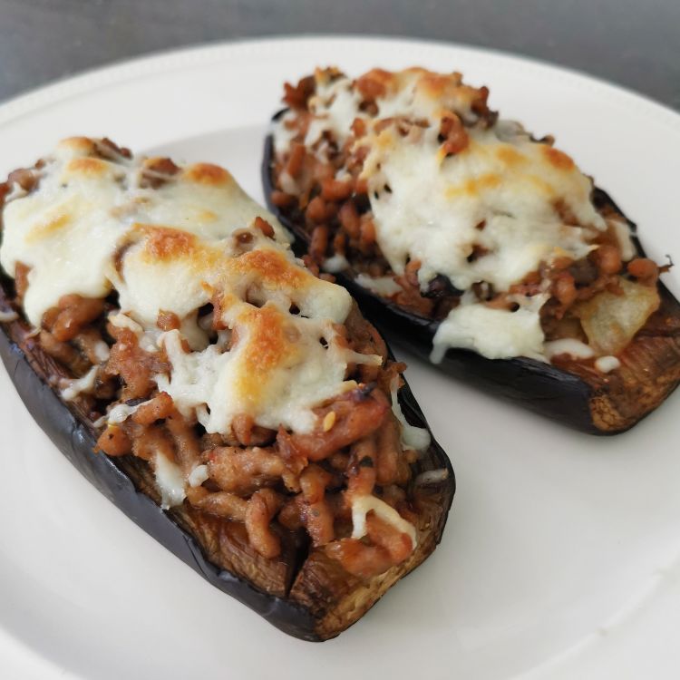 Ricetta spagnola delle melanzane ripiene (Berenjenas Rellenas)