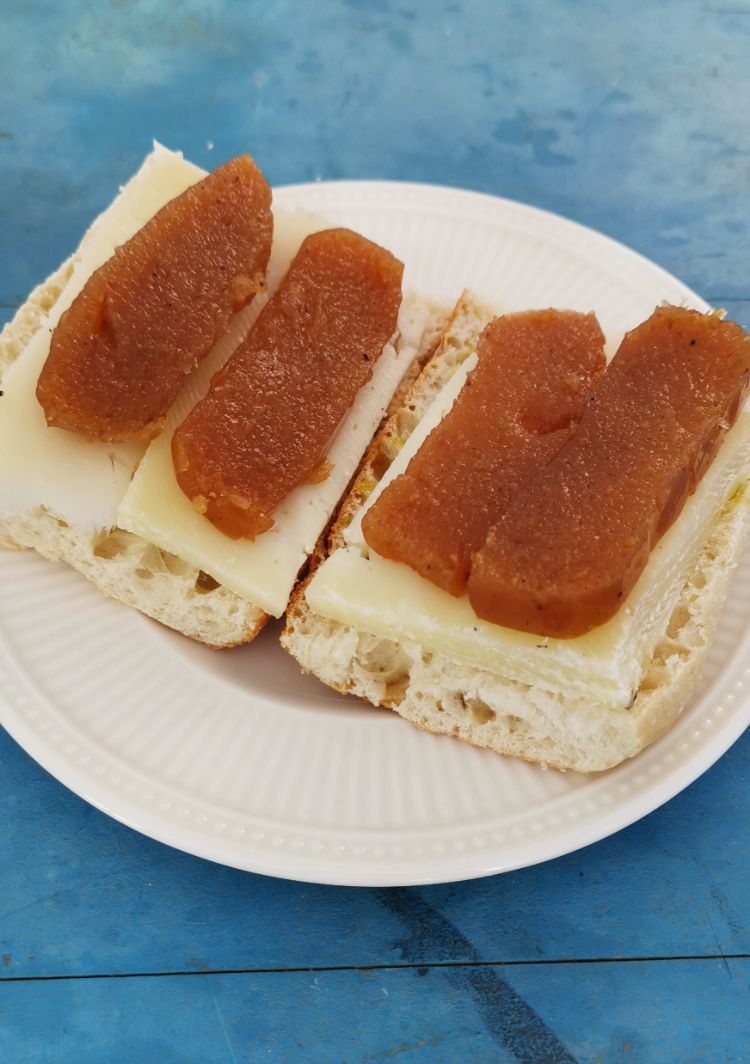 Spanish Quince Paste with Cheese and Bread Recipe